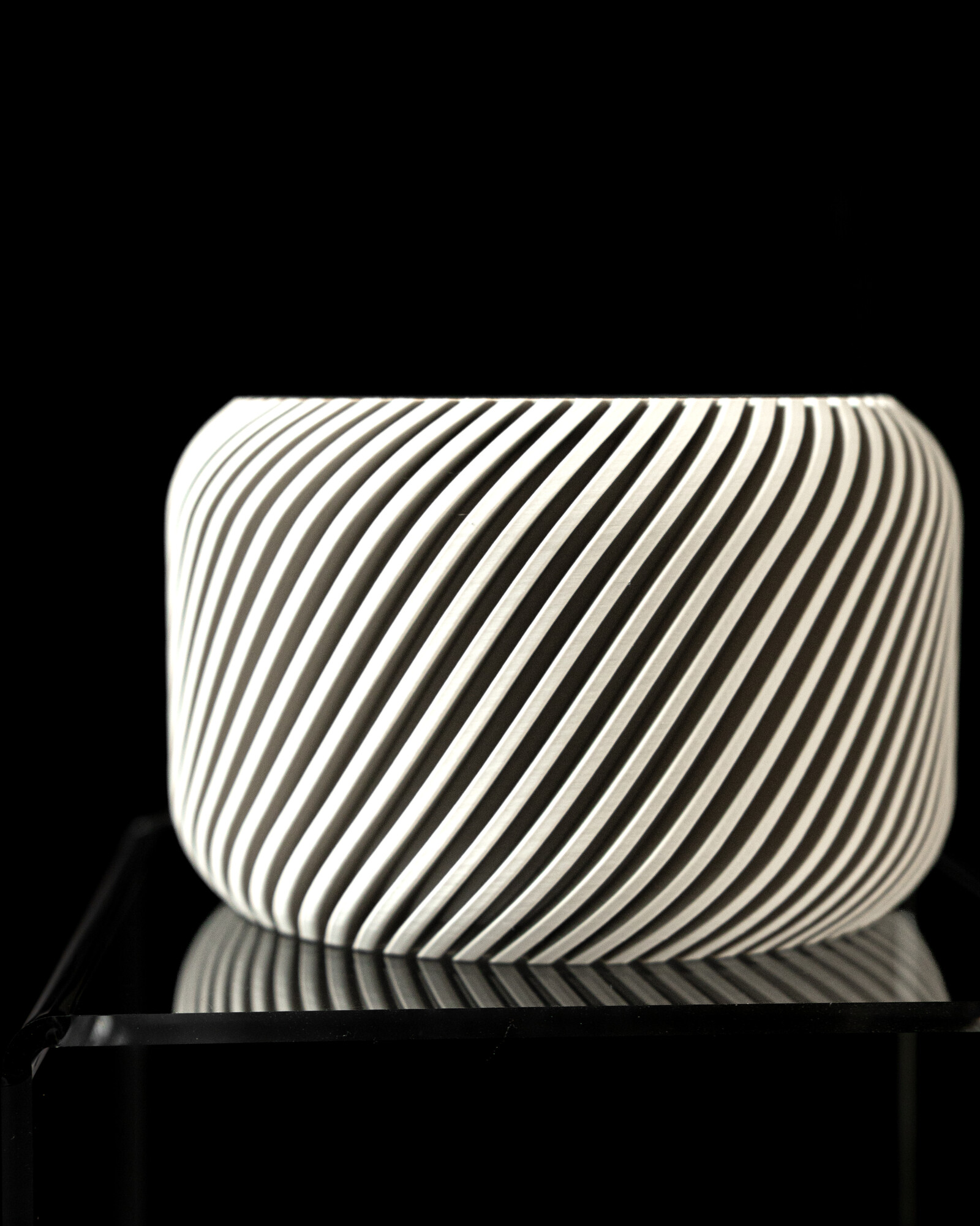 Planter Pot – view 2