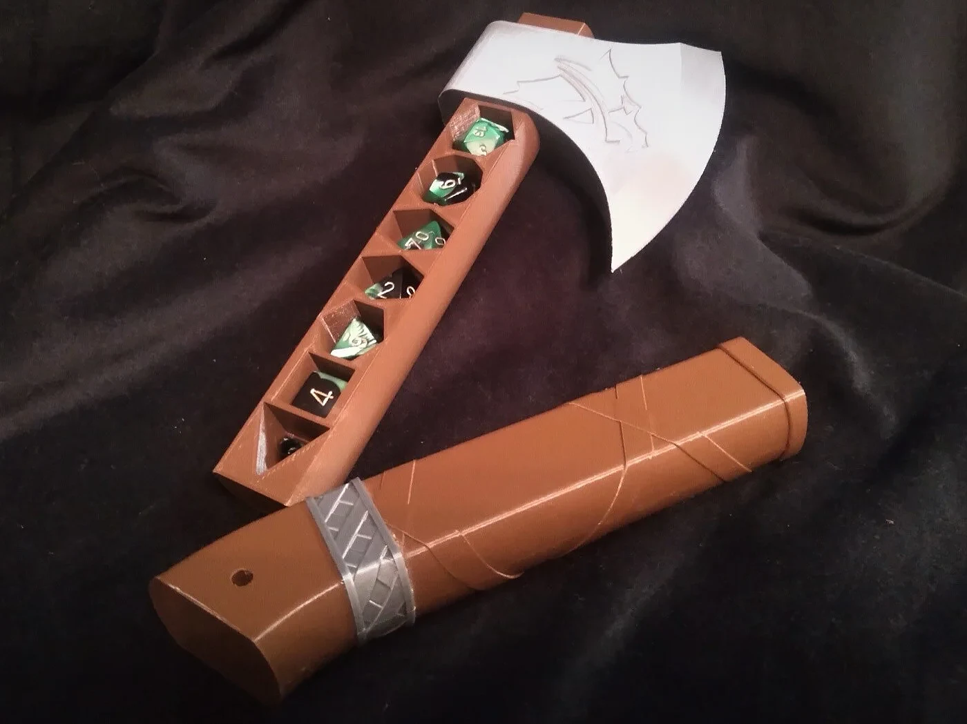 DnD Dice Axe – view 3