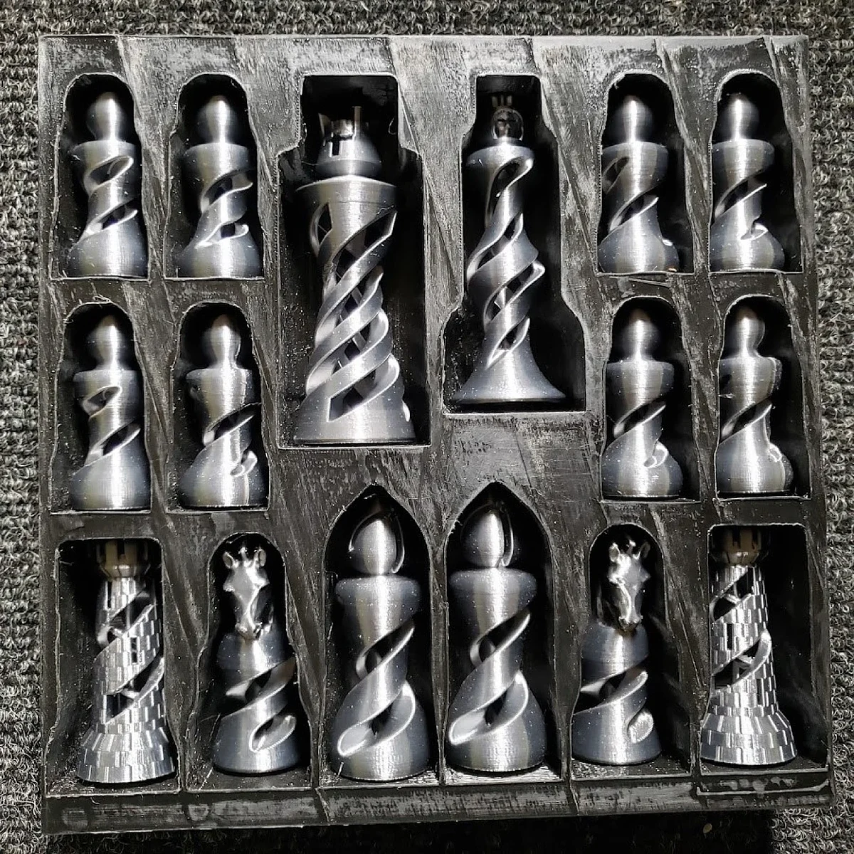 Organic Spiral Chess Set – view 4