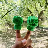 Mini Hulk Hands – thumbnail 1