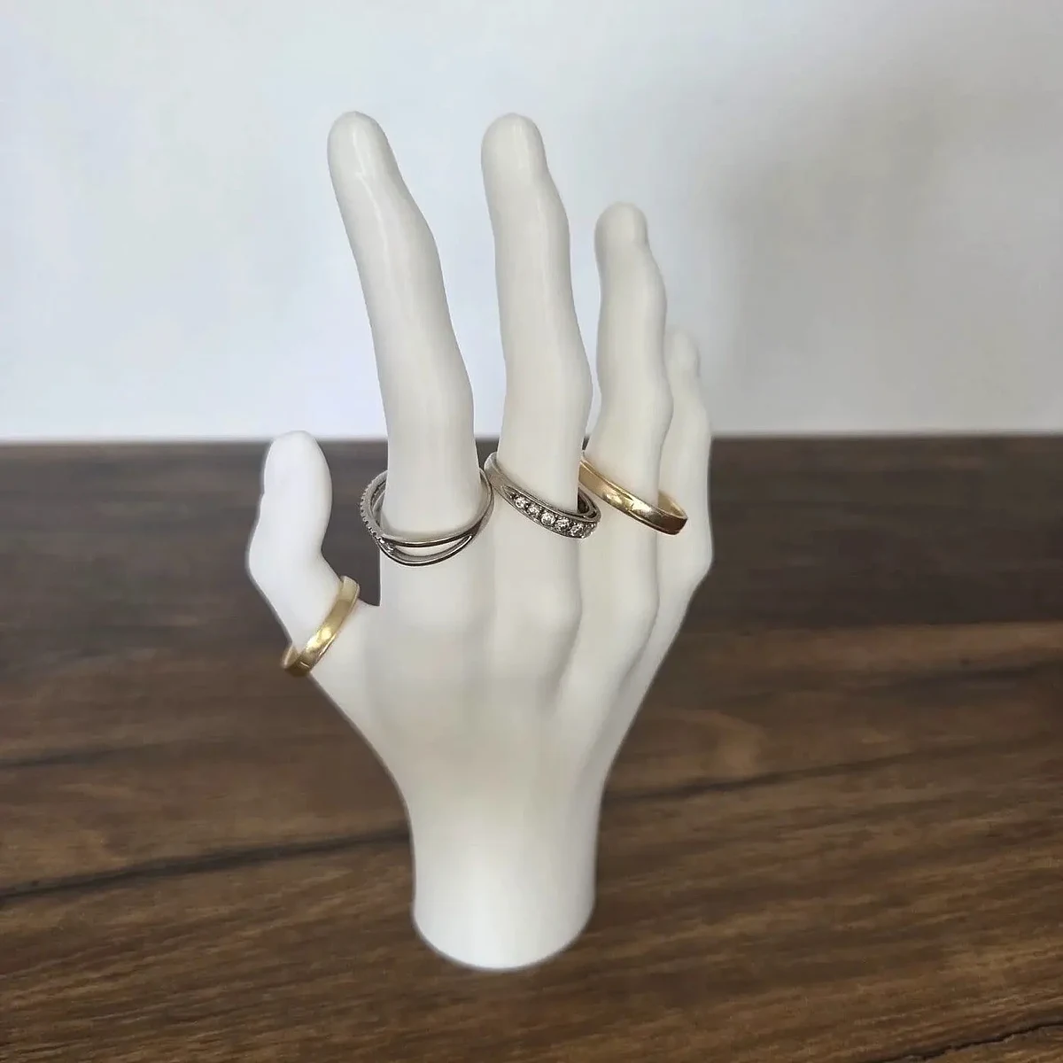Hand Ring Holder – view 3