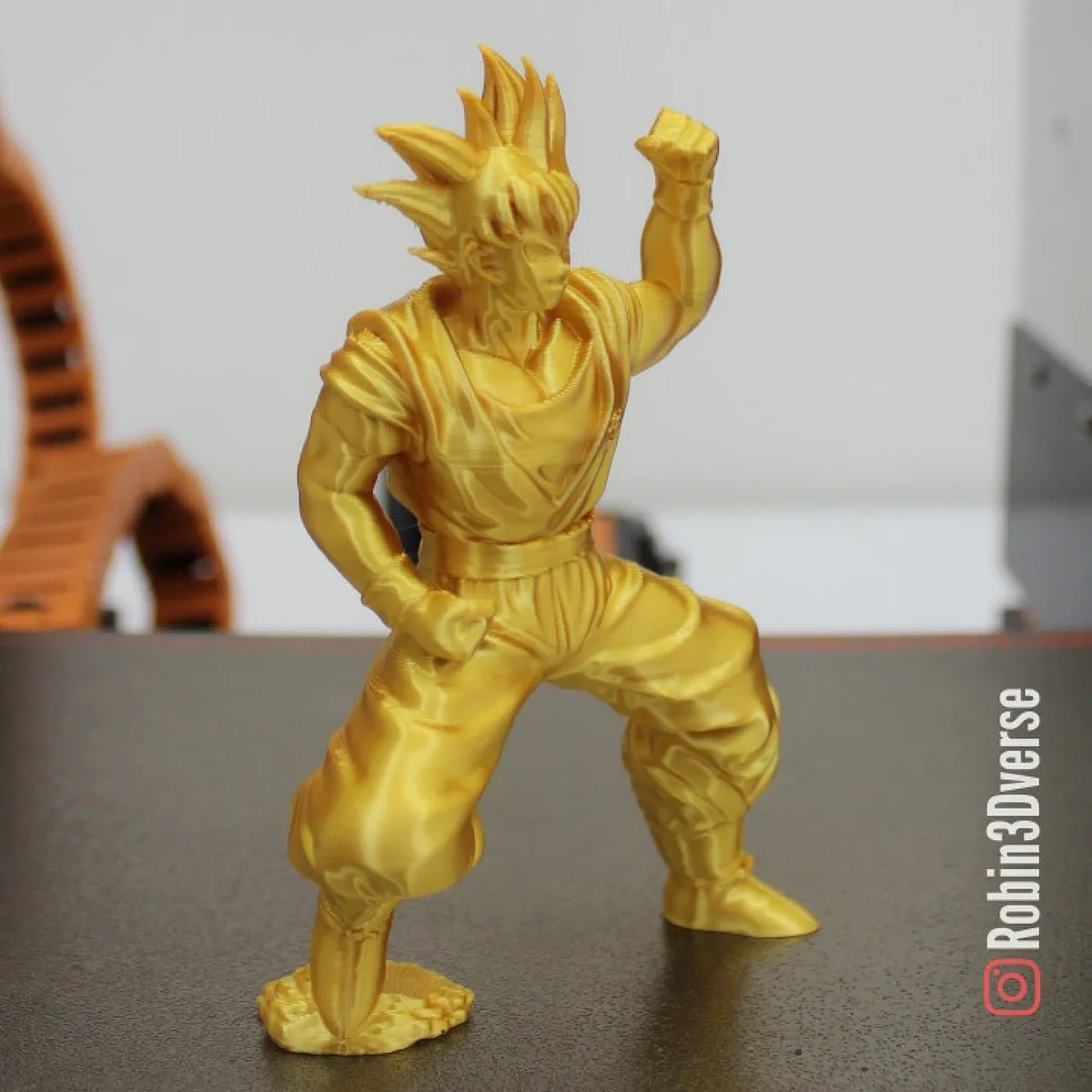 Goku Fight Pose Support Free Remix – view 4