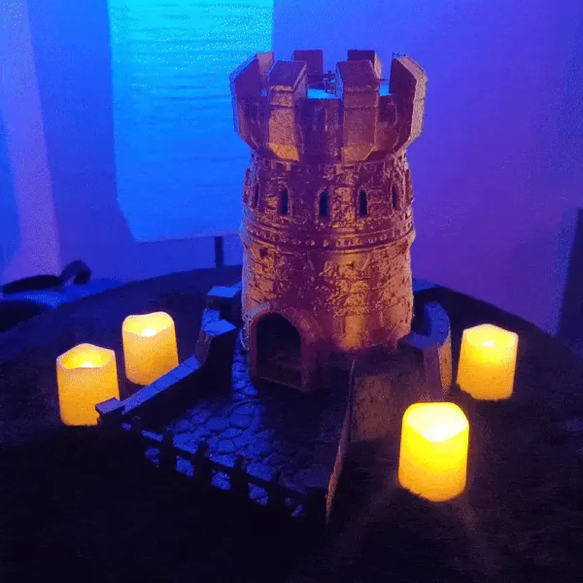 World of Warcraft Alliance Guard Dice Tower – view 4