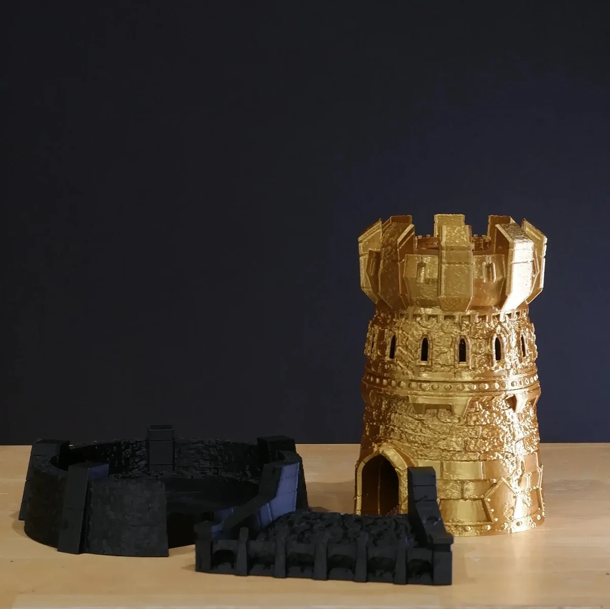 World of Warcraft Alliance Guard Dice Tower – view 6