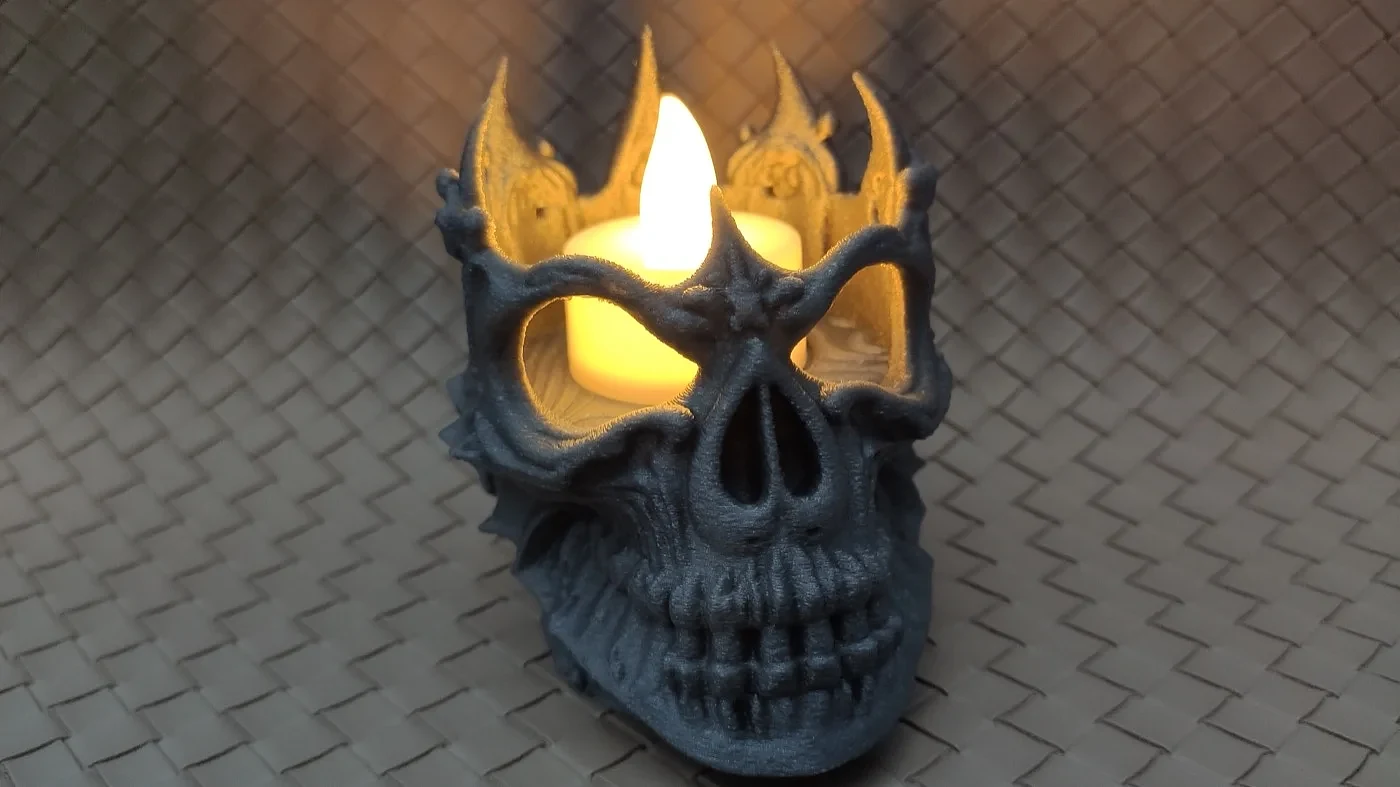 Lich King Skull LED Tea Light Holder – view 2