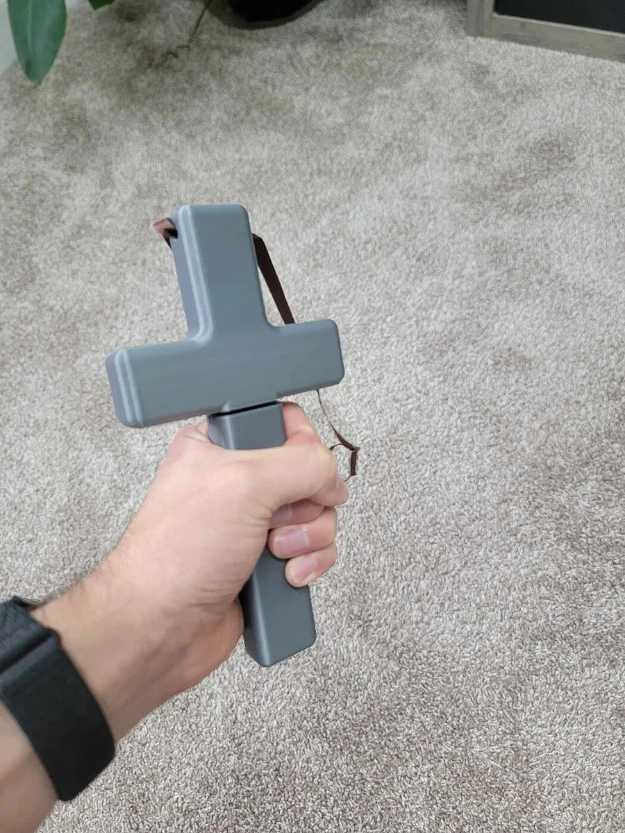 Mihawk's Kogatana Cross Knife (One Piece) – view 4