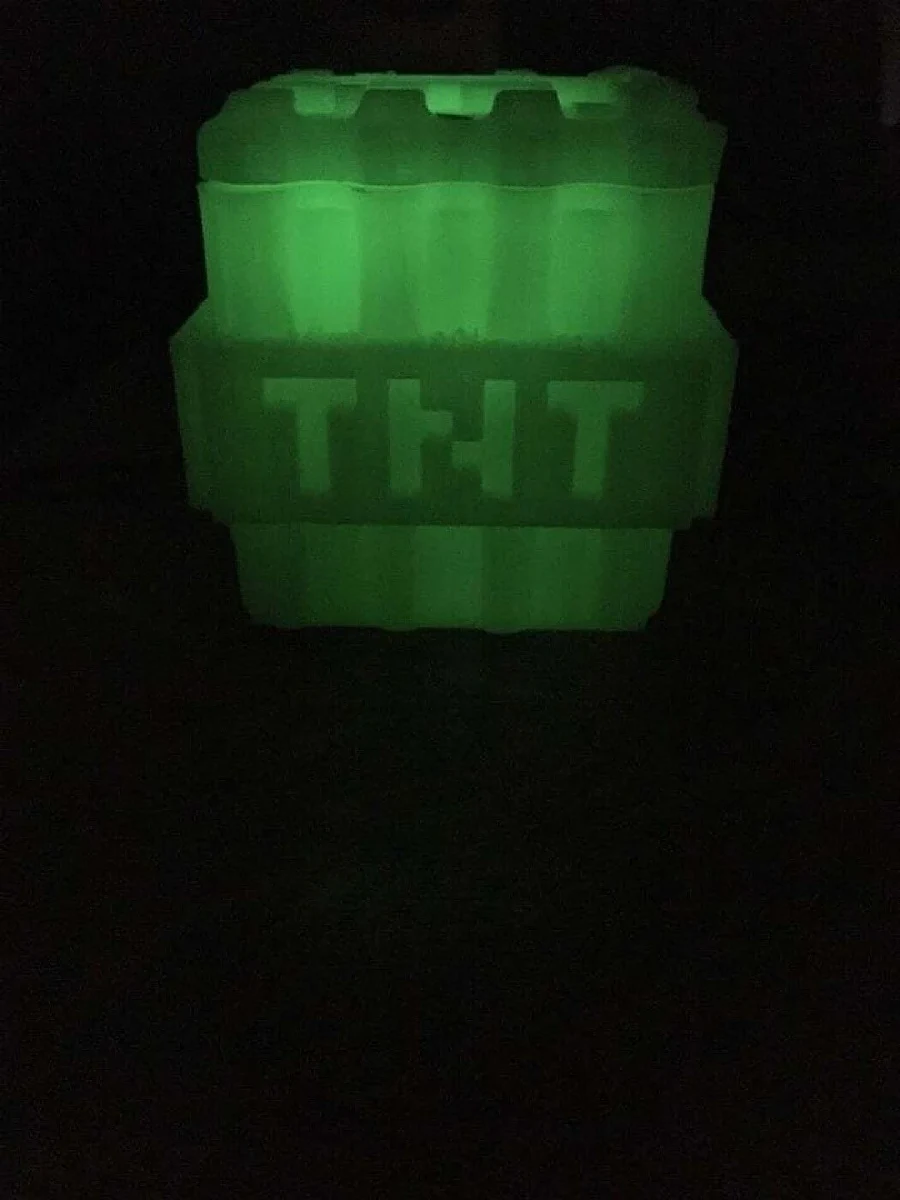 Minecraft TNT Nightlight – view 4