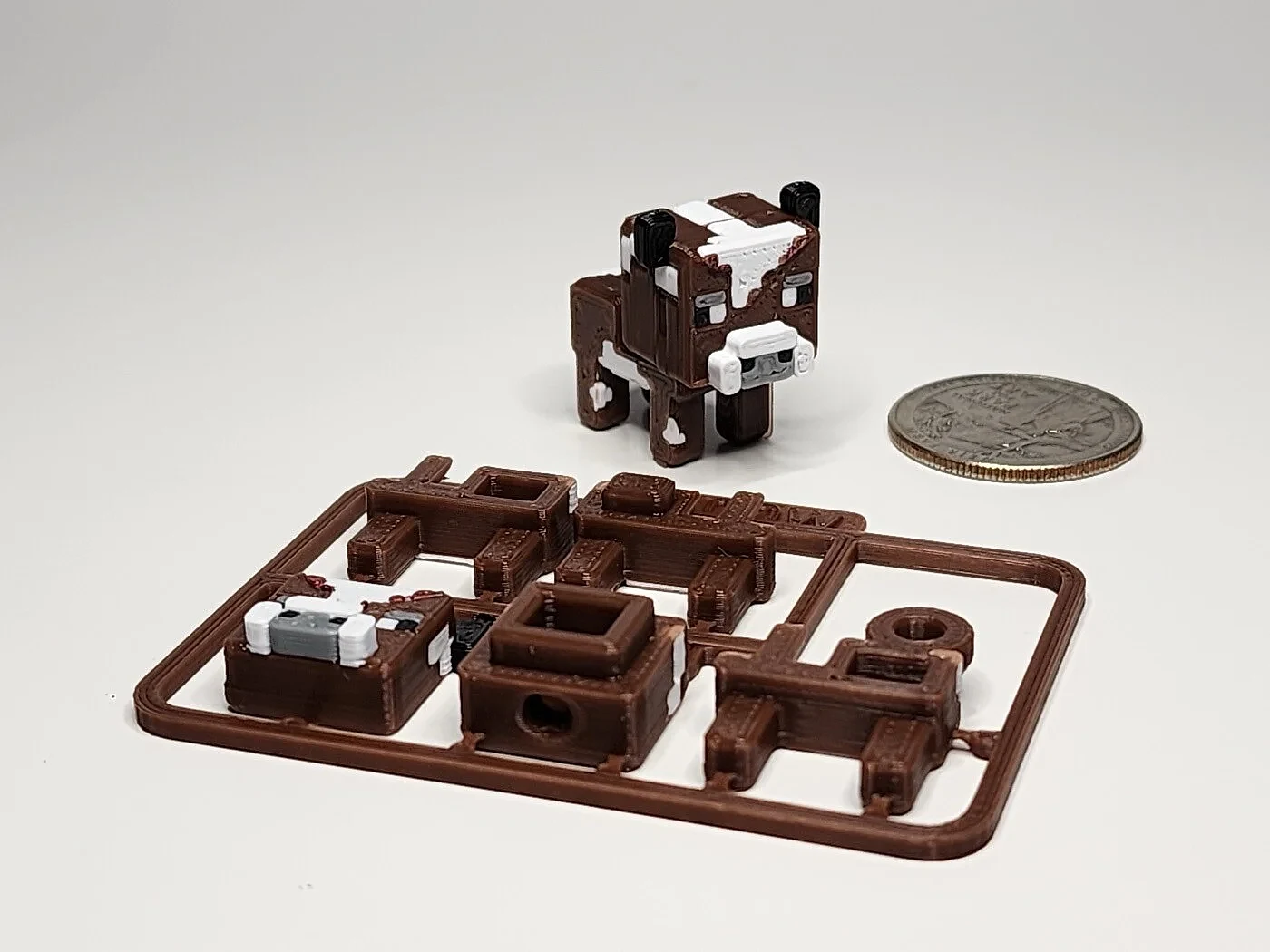 Minecraft-Inspired Cow Mini Figure Kit Card/ Keychain – view 3